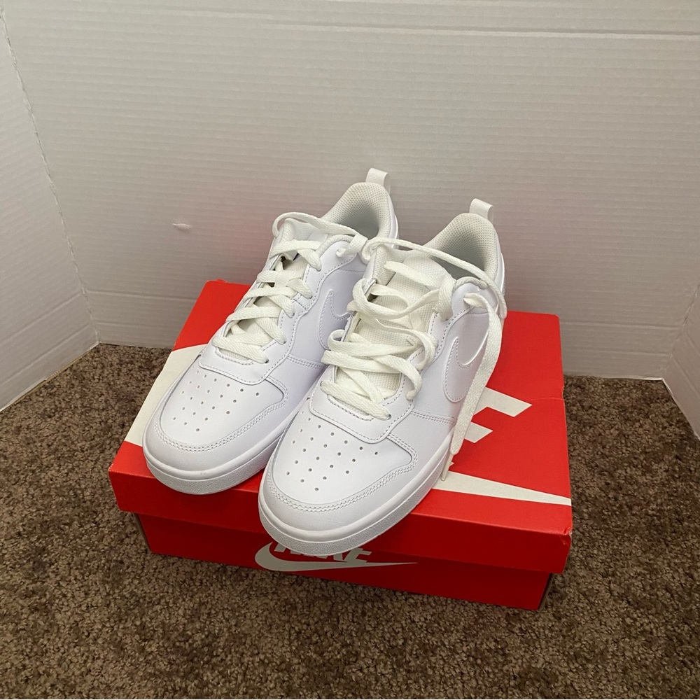 Nike Court Borough Low 2 White Youth Size 6.5